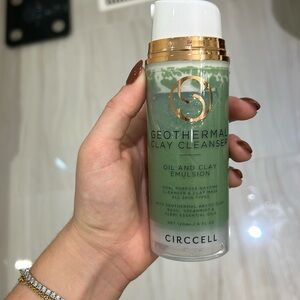 Geothermal clay cleanser